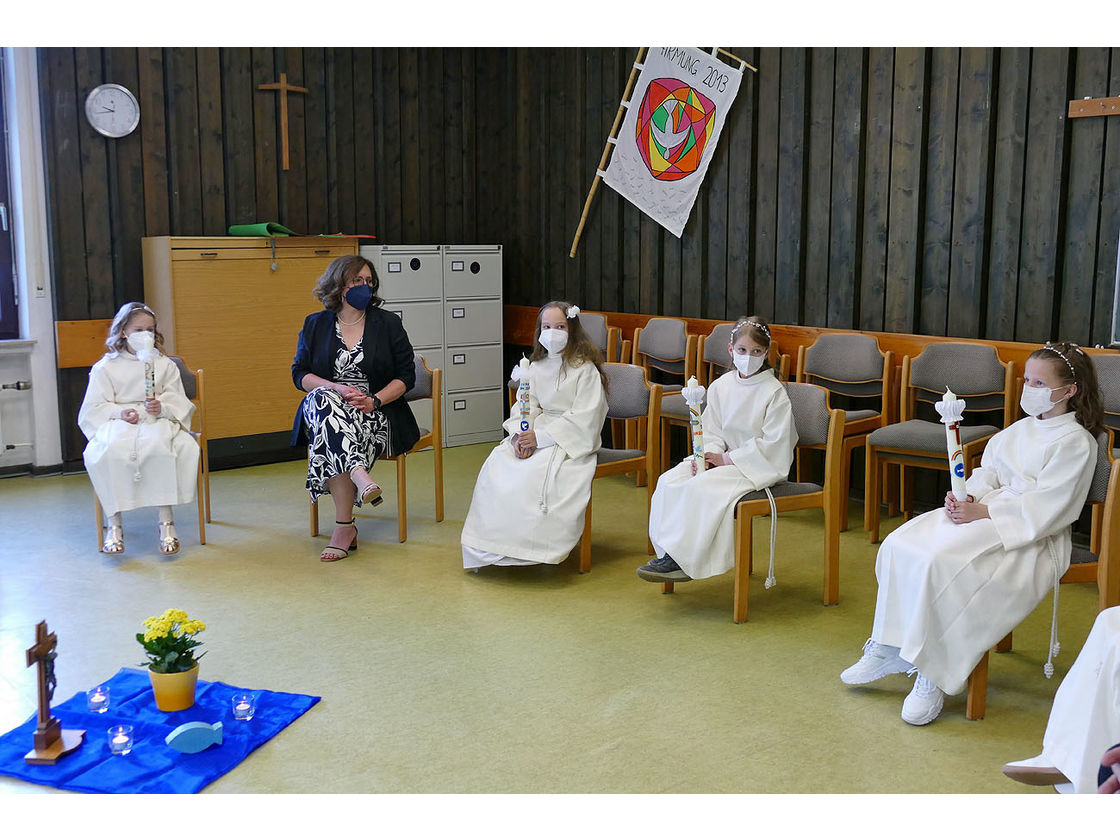 Feier der 1. Heiligen Kommunion in Sankt Crescentius (Foto: Karl-Franz Thiede)